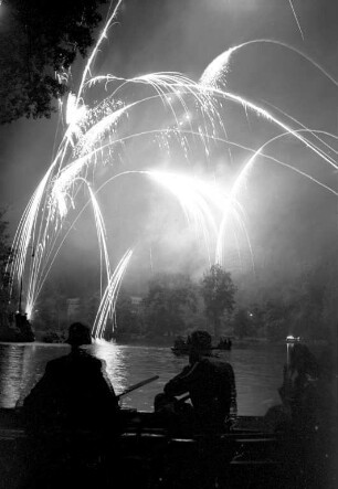 Feuerwerk im Stadtgarten an Pfingsten 1954
