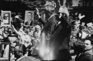 Staatsbesuch Edward Giereks, 1. Sekretär des ZK der Vereinigten Polnischen Arbeiterpartei. Fahrt mit Erich Honecker, 1. Sekretär des ZK der SED, durch die Stadt