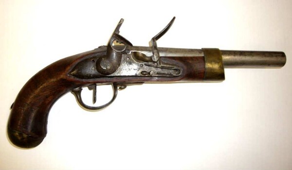 Flintlock pistol