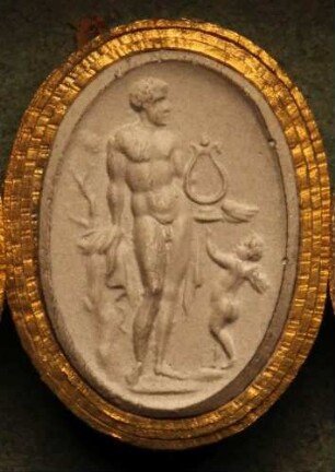 Cupido verlangt von Apollo die Leier (Daktyliothek, Erstes Mythologisches Tausend)