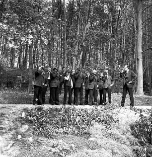 Kreisjägerschaft Stormarn e.V.: Rohlfshagen/Kupfermühle: Gastwirtschaft "Kupfermühle": Außenanlagen: Mitgliederversammlung: Bläsergruppe der Kreisgruppe