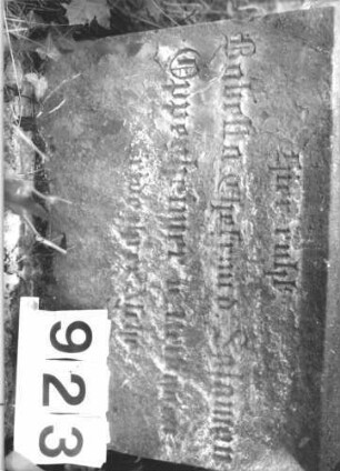 Grabstein 923 (Detailaufnahme)
