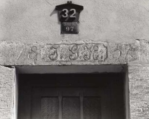 Türsturz mit Inschrift