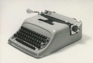 Olivetti Kleinschreibmaschine "Studio 44" von Marcello Nizzoli