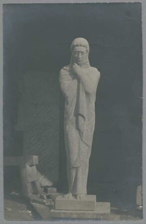 Grabmal Petzhold, 1913, Kalkstein