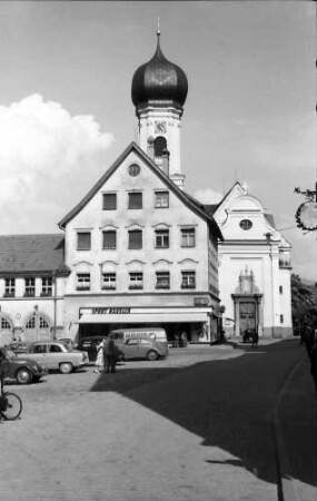 Immenstadt: Marktplatz und Kirche