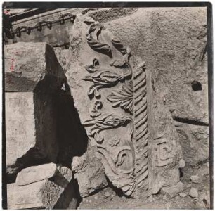 Sima eines griechischen Tempels, Baalbek: Ansicht