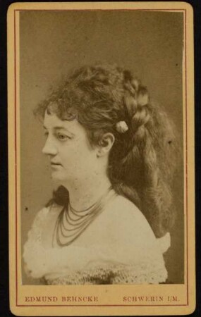[Bildnis Adele Elise Gräfin von Bredow-Goerne]