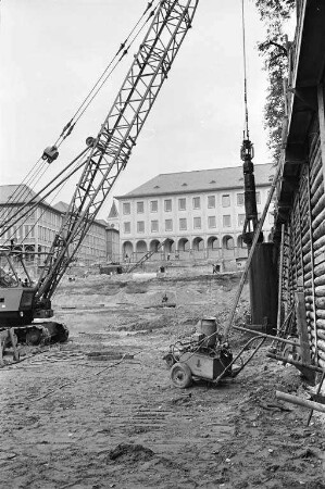 Umgestaltung des Schloßplatzes im Rahmen der Bundesgartenschau 1967.