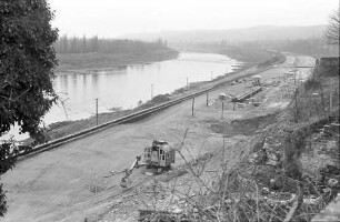 Rheinweiler: Autobahnbau am Rhein; Blick auf die nördliche Trasse