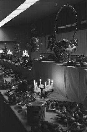 Freiburg: Stadthalle, Buffet
