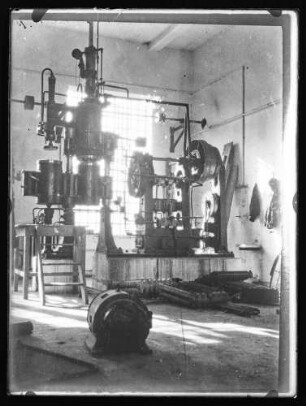 Große Maschine in Fabrik