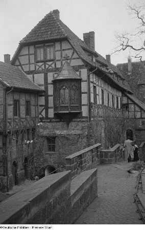 Blick in den Burghof (Vogtei)