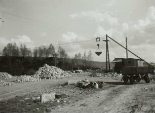 Niedergurig, Granitsteinbruch mit Kabelkrananlage