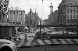 München: S-Bahnbau, Marienplatz mit Isartor [Altem Rathaus]
