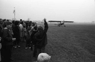 Erster Patrouillenflug der Luftwaffengruppe Süd.