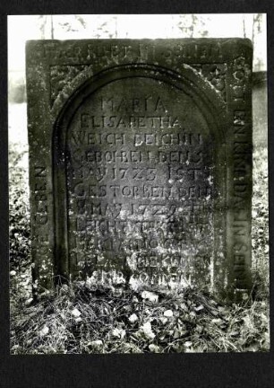 alter Friedhof, Grabstein der Maria Elisabetha Weich Deichin, 1729