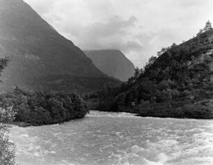 Fluss Loelva bei Loen in der Provinz Vestland