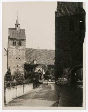 Bad Zwischenahn. Kirche St.-Johannes. Außenansicht