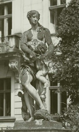 Venus, Amor die Flügel beschneidend
