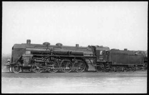 Schnellzug -Schlepptenderlokomotive 19 002