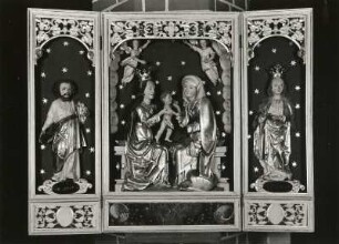 Annenaltar (geöffnet). Holz, farbig gefaßt; 125 x 79 cm (Mittelschrein). Um 1510/um 1670. Panschwitz-Kuckau: Kloster St. Marienstern