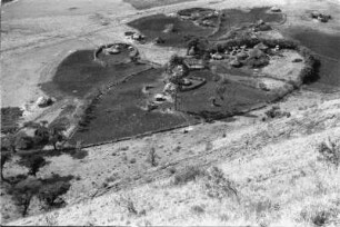 Eine Siedlung der Amhara : Blick auf eine Siedlung der Amhara mit Rundhütten auf circa 2400m Höhe.