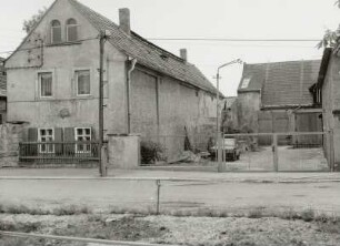 Radebeul, Altkötzschenbroda 49. Dorfanger, Südseite. Wohnhaus (1. H. 19. Jh.)