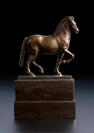 Schreitendes Pferd, Italien, erste Hälfte 17. Jahrhundert