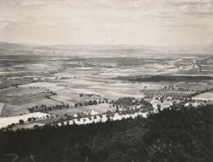 Nordböhmen. Landschaft zwischen Teplitz und Aussig vom Teplitzer Schloßberg aus