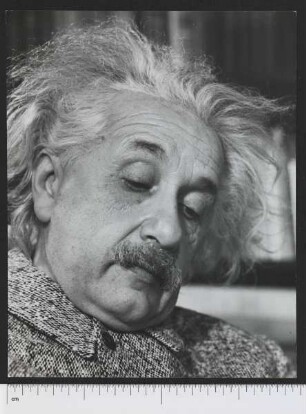 Porträtaufnahme Albert Einstein