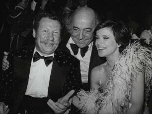 Presseball 1975. [Wolfgang] Völz, Heinz Holl, [Uschi] Glas