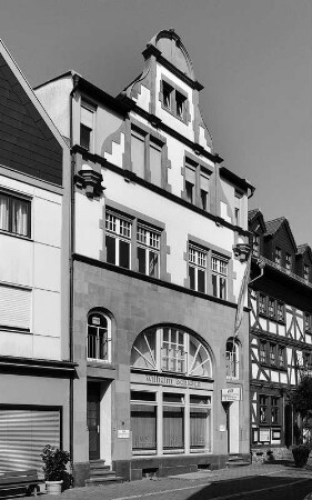 Wohn- und Geschäftshaus; Schotten, Marktstraße 6