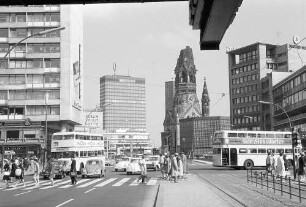 Berlin: Vom Bahnhof Zoo zur Gedächtniskirche und Europa-Center