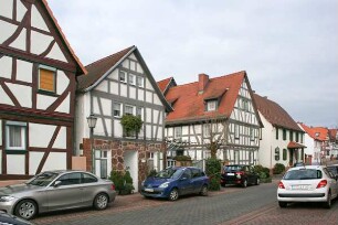 Fachwerkwohnhaus; Altenstadt, Kirchgasse 12