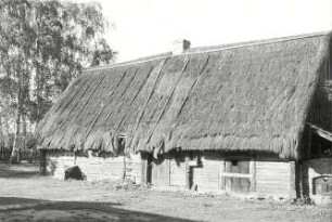 Bauernhaus in Rohne : Ort: Rowno / Rohne. Bauernhaus mit Backofen