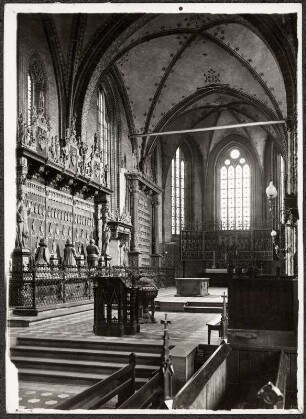 Blick auf den Altar des Doms zu Güstrow