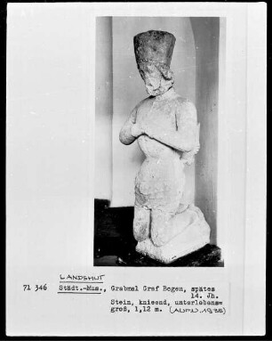 Grabmal des Grafen von Bogen: Figur des Grafen