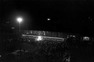 Freiburg: von oben, Hauptbahnhof Vorplatz; beim Empfang des Königs