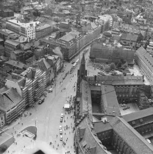 Altstadt von Erfurt : Blick zum Anger Richtung Süden