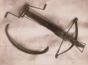 Armbrust mit Flaschenzug
