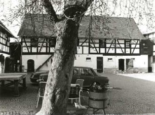 Blankenhain (Kreis Werdau), Hauptstraße 40. Ehemaliger Vierseithof (1751/1800). Stallgebäude. Hofansicht