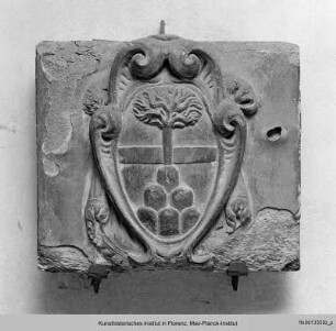 Einsatzstein mit dem Wappen der Familie Buonmattei