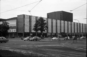 Mannheim: Nationaltheater; Außenansicht von Südwest