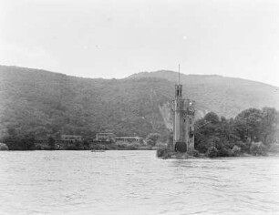Rhein bei Bingen am Rhein mit dem Mäuseturm