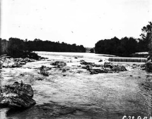 Kleiner Staudamm : Kleiner Staudamm im Potomac River.