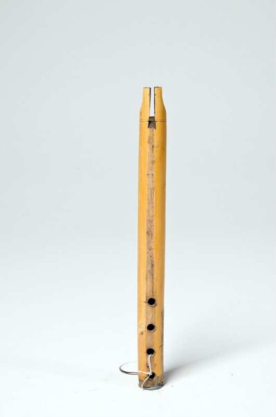 single flute with finger holes