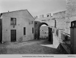 Piazza Frantoi, Piazza San Martino, Magliano in Toscana