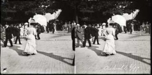 Paris. Pferderennbahn ("Hippodrome") von Auteuil. Besucher des Rennens