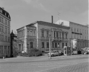 Wohn- und Geschäftshaus